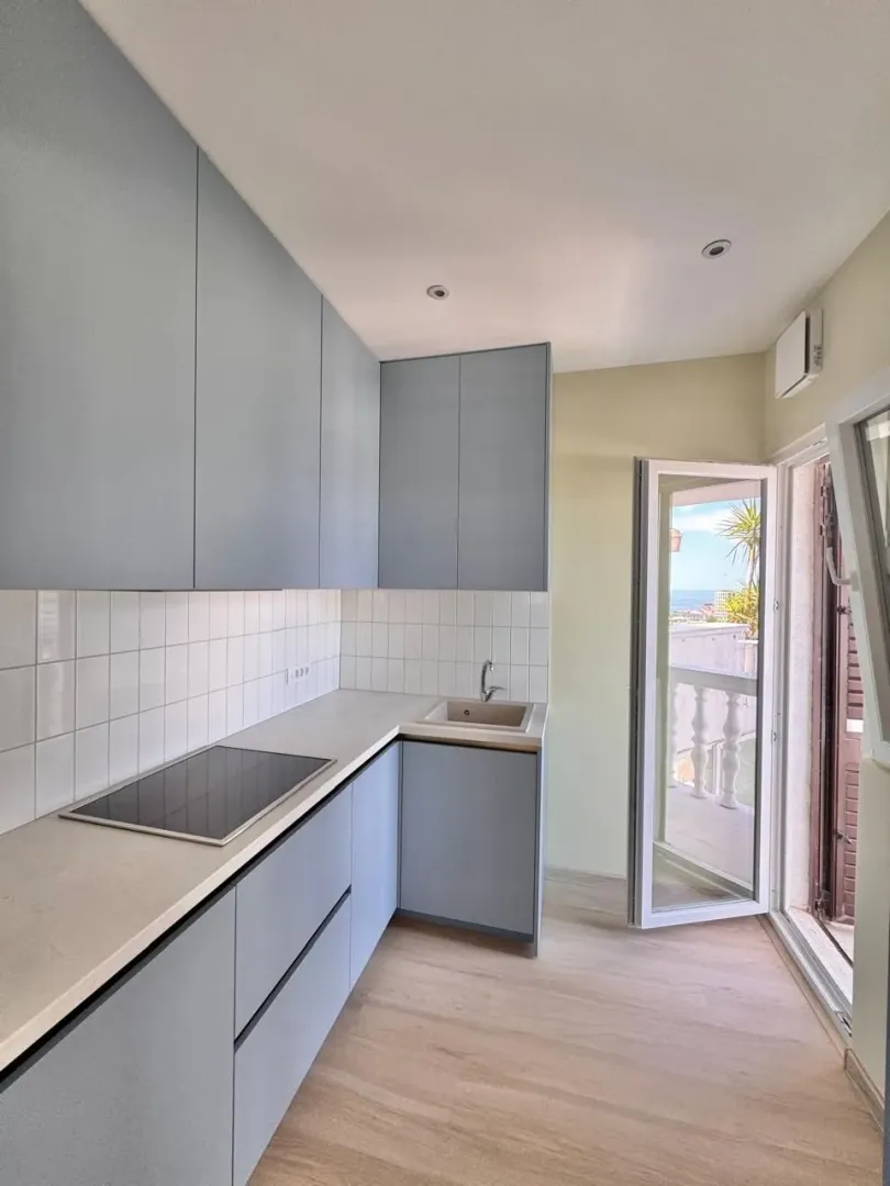 Prodaja, trosoban stan, 130m², Babin Do, Budva