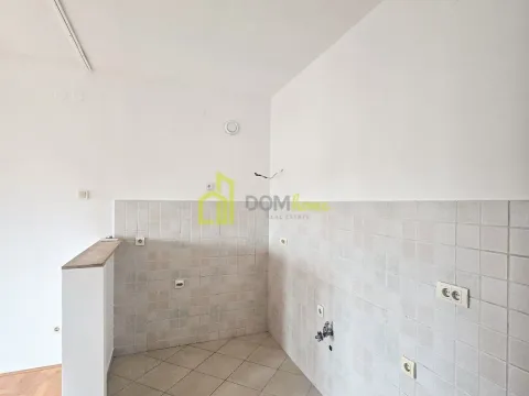 Prodaja, dvosoban stan, 70m², Blok 9, Podgorica - image 3