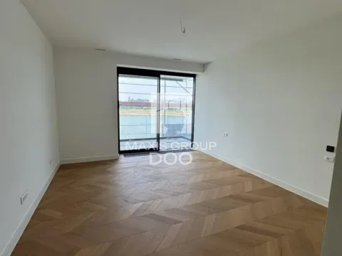 Sale, two bedroom apartment, 82m², Savski Venac, Beograd - image 17