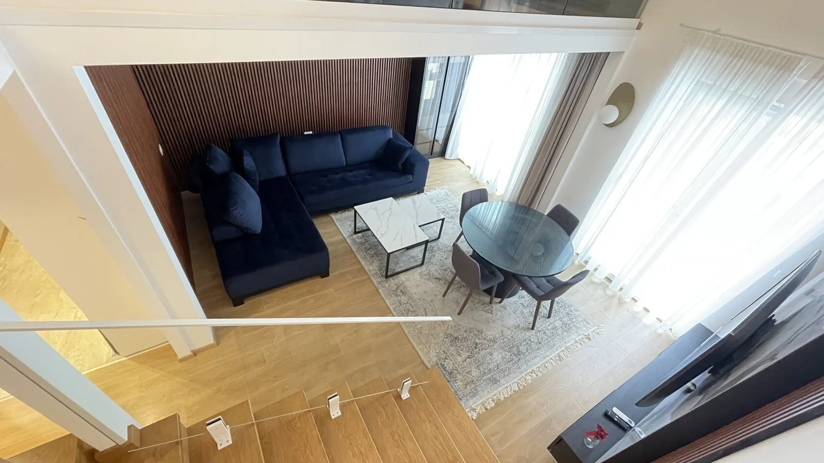 Prodaja, jednosoban stan, 85m², Podkošljun, Budva