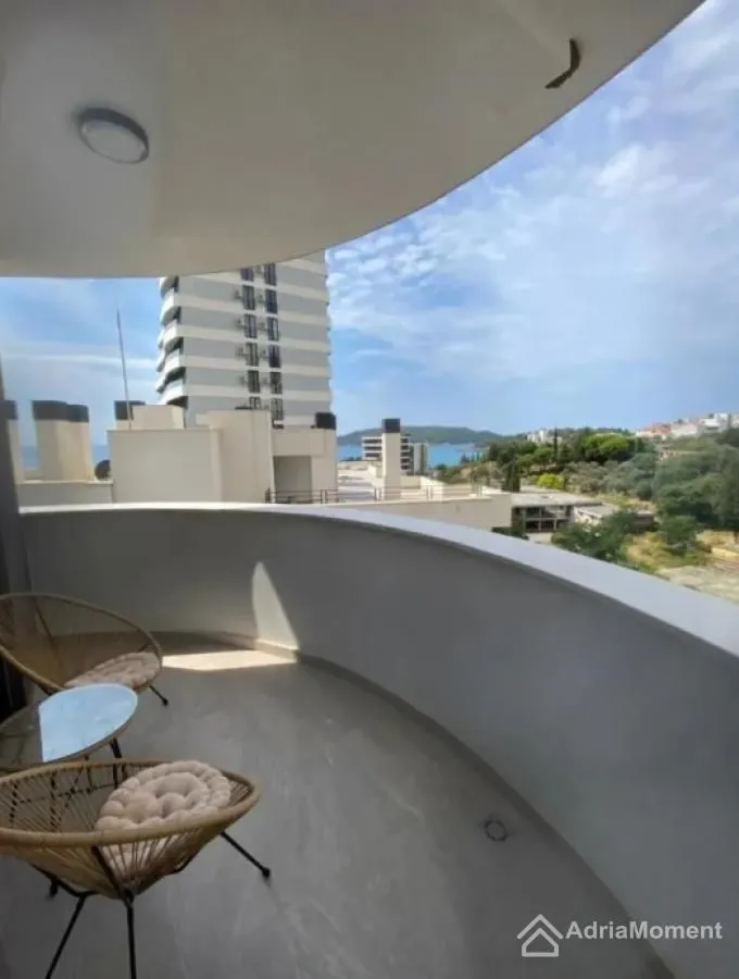 Sale, one bedroom apartment, 42m², Bečići, Budva