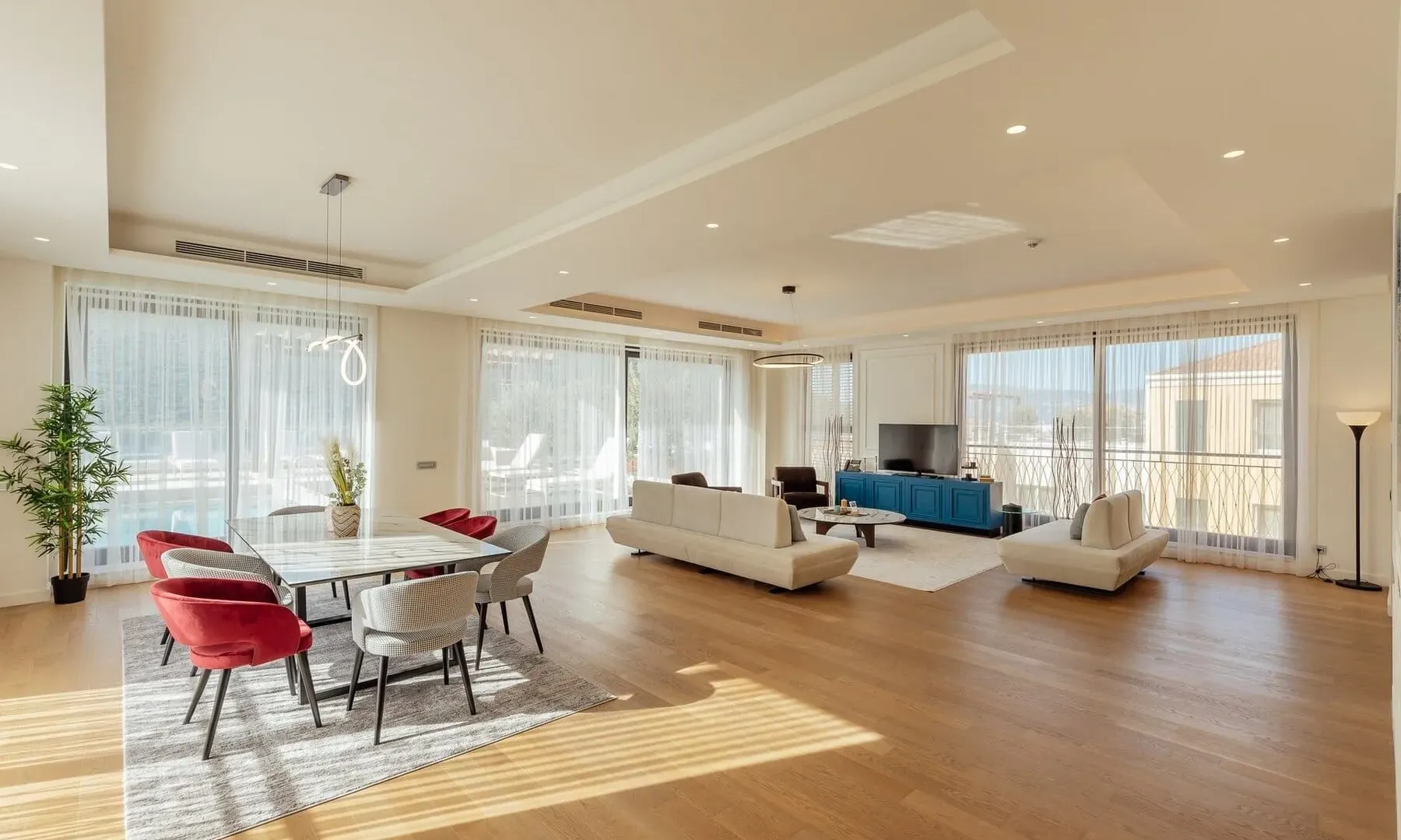 Prodaja, trosoban stan, 382m², Portonovi, Herceg Novi