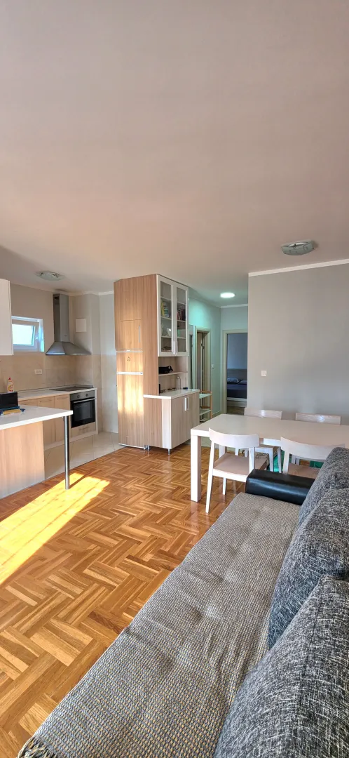 Rent, one bedroom apartment, 49m², Lazi, Budva