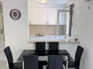 Rent, two bedroom apartment, 66m², Bečići, Budva - image 9