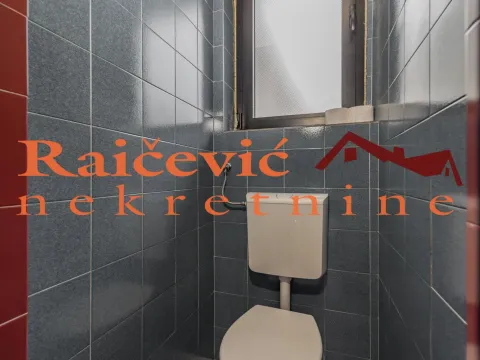 Rent, office space, 200m², Voždovac, Voždovac Sve Podlokacije - image 17