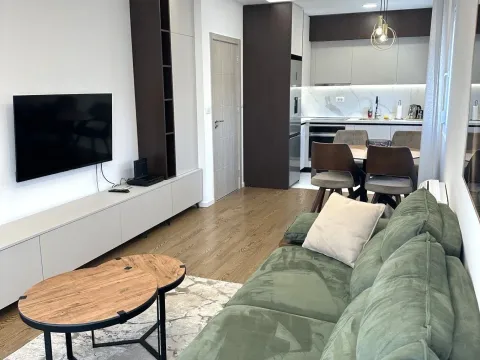 Prodaja, jednosoban stan, 45m², Pobrežje, Podgorica - image 4