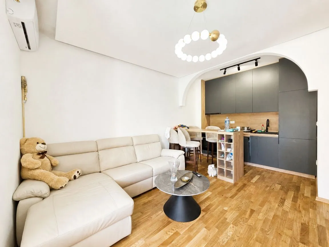 Sale, one bedroom apartment, 43m², Bečići, Budva