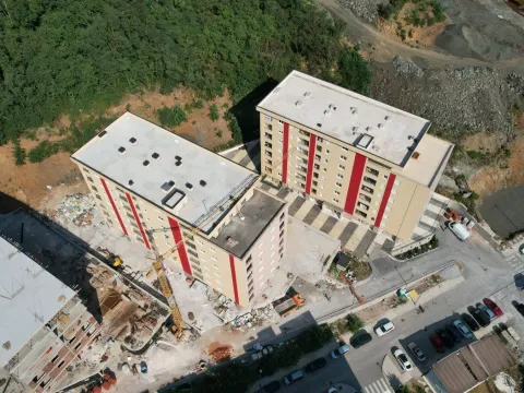 Sale, one bedroom apartment, 37m², Bečići, Budva - image 9