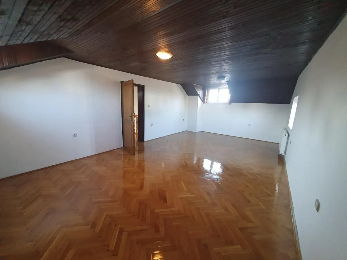 Rent, office space, 362m², Telep, Novi Sad Sve Podlokacije