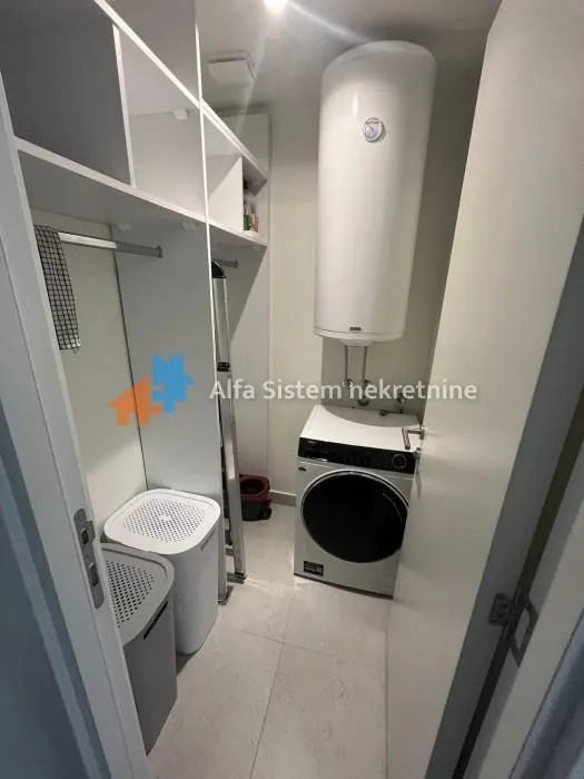 Rent, three bedroom apartment, 79m², Savski Venac, Beograd