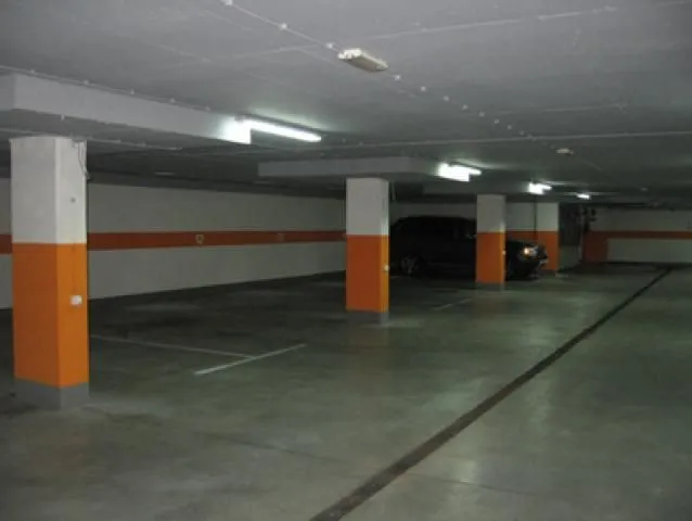 Izdavanje, trosoban stan, 110m², Savski Venac, Beograd