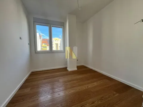 Prodaja, četvorosoban stan, 104m², Bulevar Oslobodjenja, Novi Sad Sve Podlokacije - image 13