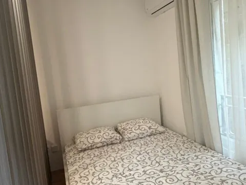 Izdavanje, jednosoban stan, 37m², Malo Brdo, Podgorica - image 15