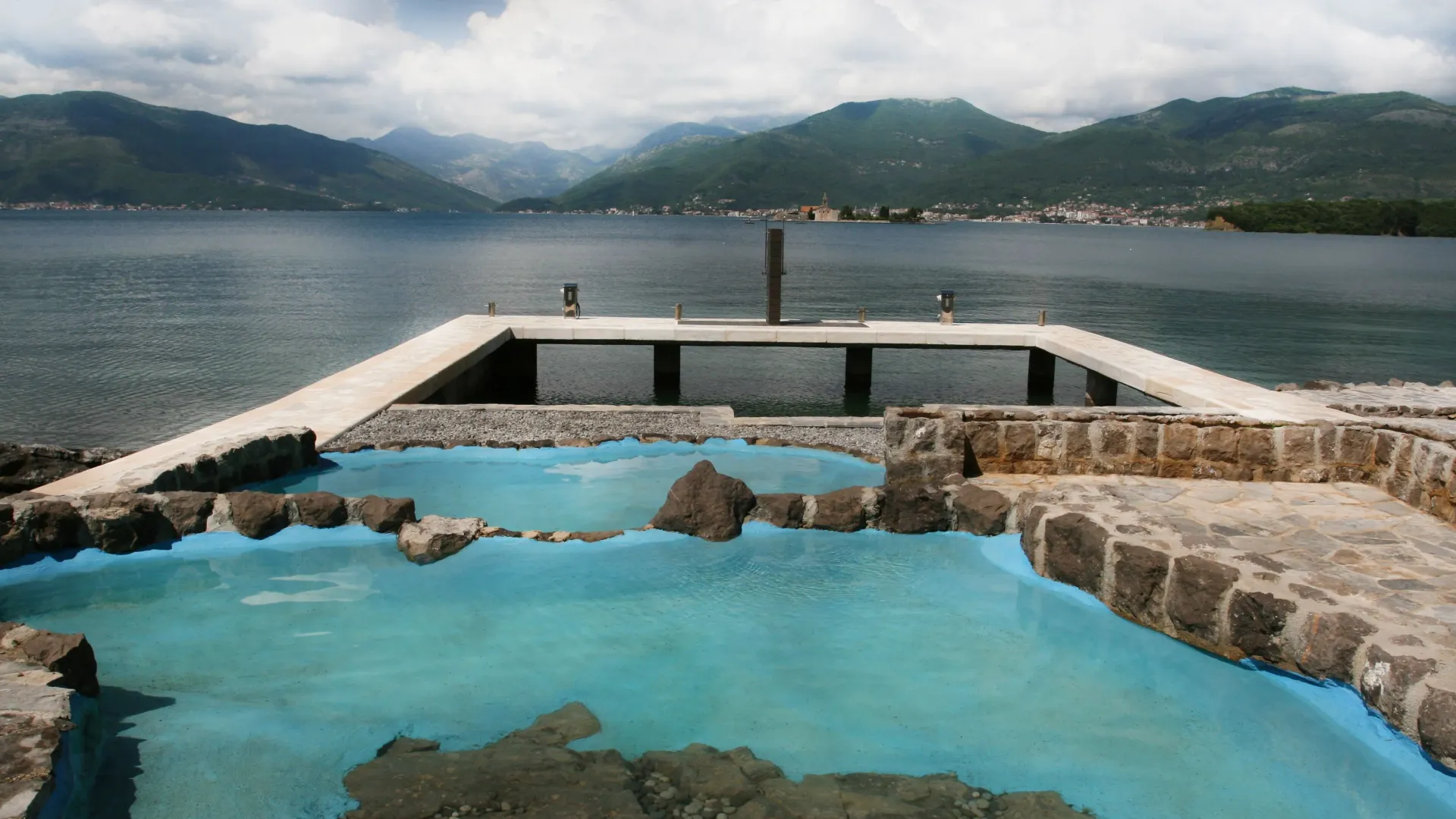 Sale, house, 700m², Krašići, Tivat