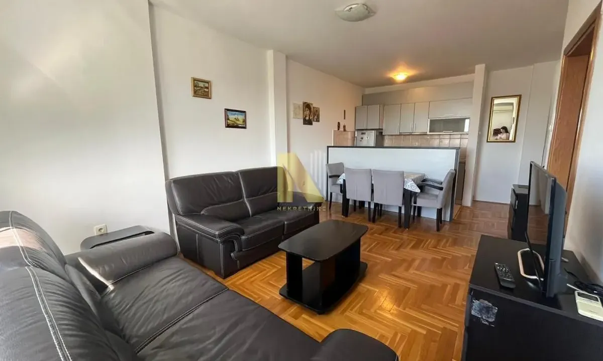 Rent, two bedroom apartment, 39m², Bulevar Evrope, Novi Sad Sve Podlokacije
