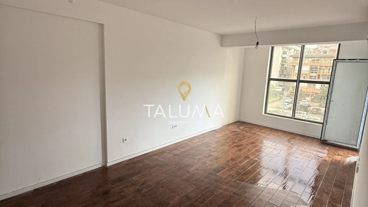 Prodaja, dvosoban stan, 67m², Stari Aerodrom, Podgorica