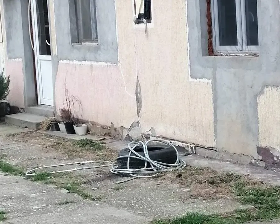 Prodaja, kuća, 99m², Bečmen, Surčin