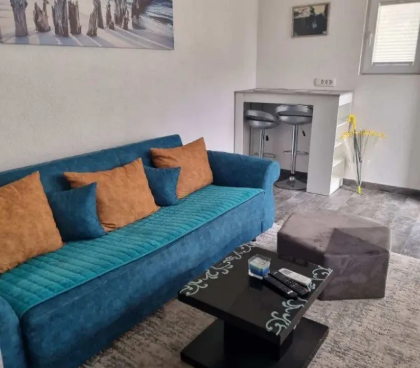 Rent, house, 35m², Tološi, Podgorica
