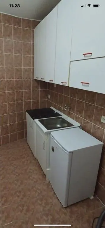 Izdavanje, jednosoban stan, 40m², Centar, Podgorica