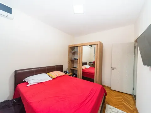 Prodaja, dvosoban stan, 72m², Autobuska stanica, Podgorica - image 8