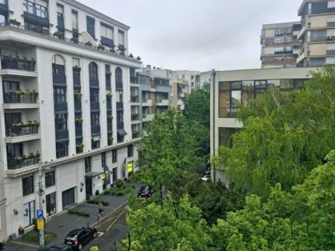 Izdavanje, četvorosoban stan, 98m², Vračar Sve Podlokacije, Beograd - image 10