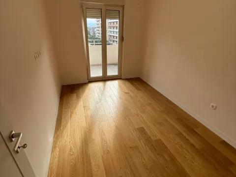 Rent, one bedroom apartment, 49m², Central Point, Podgorica - image 1