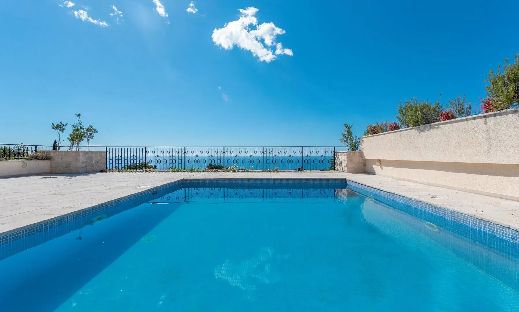 Sale, house, 150m², Reževići, Budva