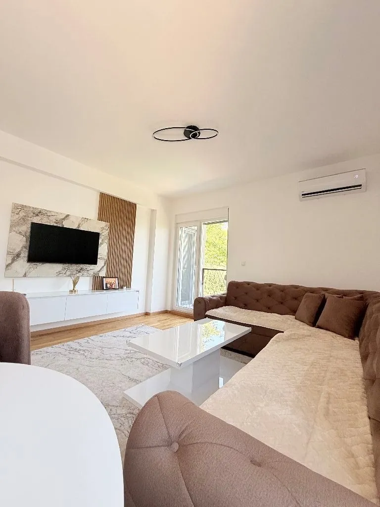 Izdavanje, jednosoban stan, 45m², Zabjelo, Podgorica