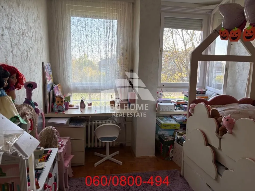 Prodaja, trosoban stan, 73m², Galenika, Beograd