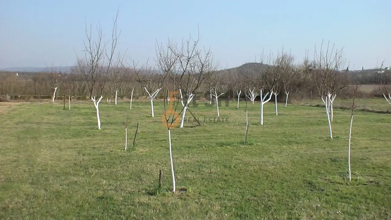 Prodaja, plac, 1796m², Danilovgrad, Crna Gora