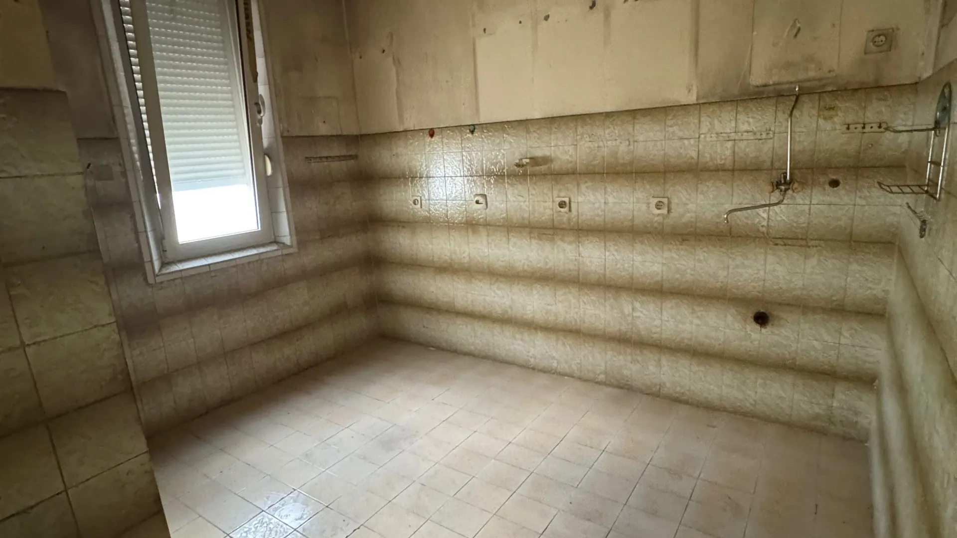 Prodaja, dvosoban stan, 85m², Centar, Podgorica