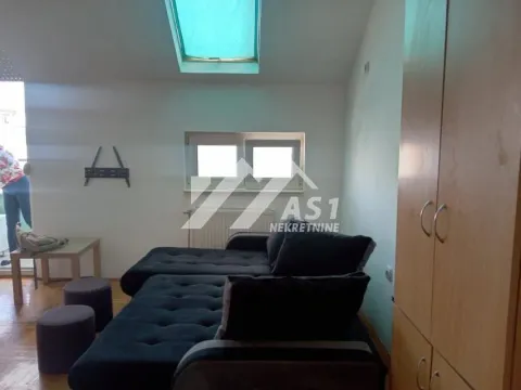 Izdavanje, dvosoban stan, 25m², Sajam, Novi Sad Sve Podlokacije - image 2