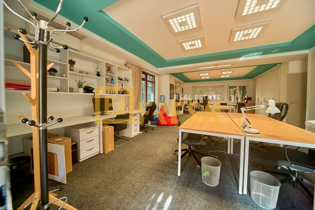 Izdavanje, poslovni prostor, 139m², Preko Morače, Podgorica