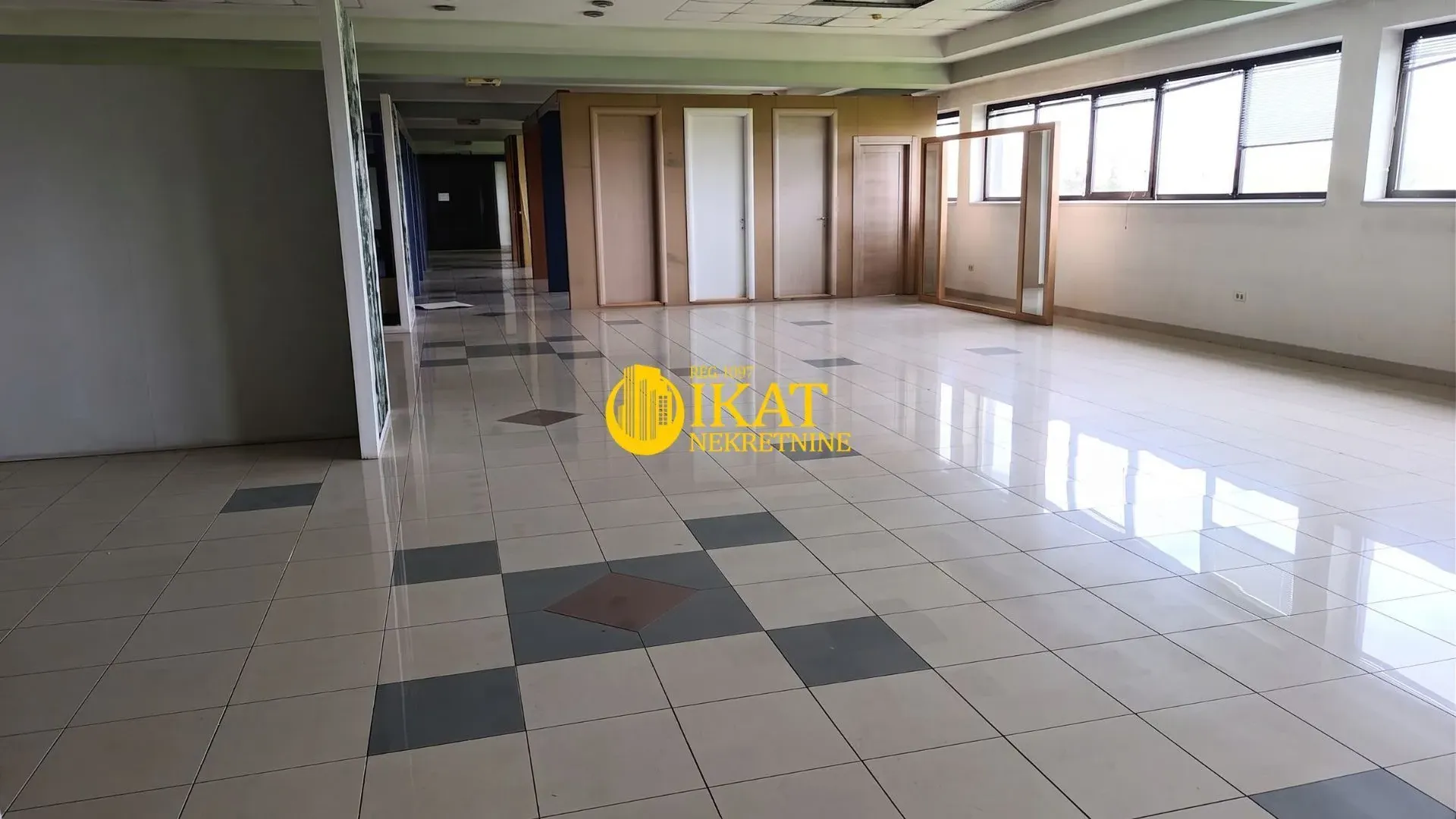 Rent, office space, 72m², Palilula Sve Podlokacije, Beograd