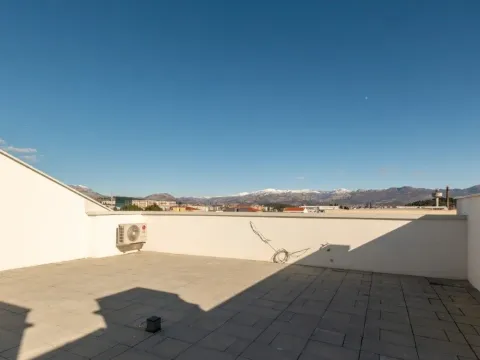 Prodaja, četvorosoban stan, 142m², Zabjelo, Podgorica - image 15