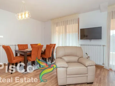 Prodaja, stan, 414m², Kolašin, Crna Gora - image 11