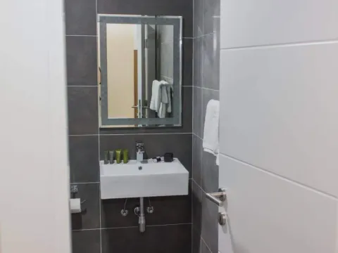 Izdavanje, stan, 65m², Stari Grad, Beograd - image 8