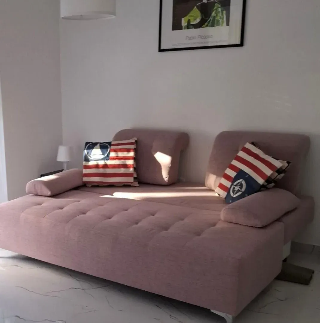 Rent, studio apartment, 30m², Donja Lastva, Tivat