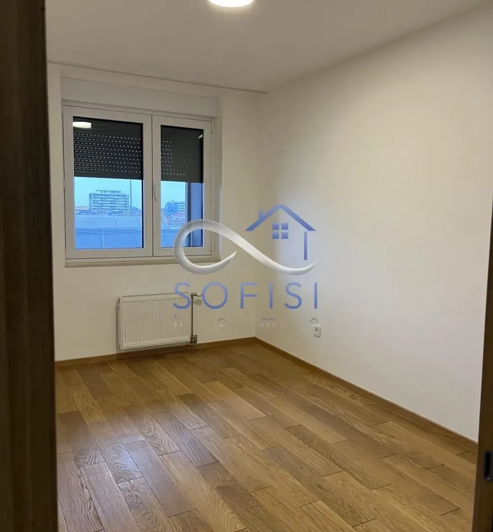 Rent, office space, 52m², Centar, Novi Sad