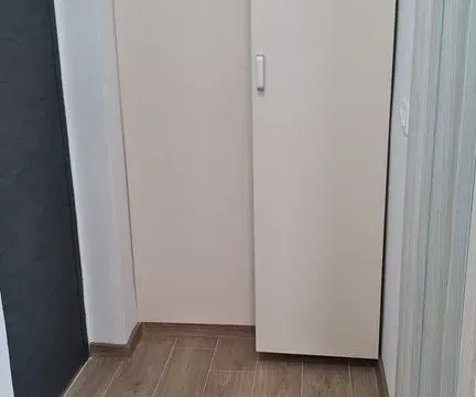 Izdavanje, garsonjera, 32m², Blok 9, Podgorica - image 7