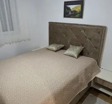 Izdavanje, jednosoban stan, 45m², Pobrežje, Podgorica - image 6
