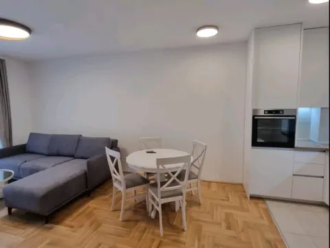 Rent, one bedroom apartment, 48m², Stari Aerodrom, Podgorica - image 7