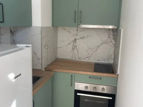 Sale, studio apartment, 27m², Bečići, Budva - image 5