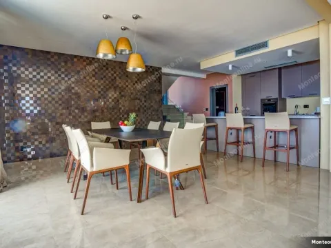 Prodaja, kuća, 438m², Budva, Crna Gora - image 36