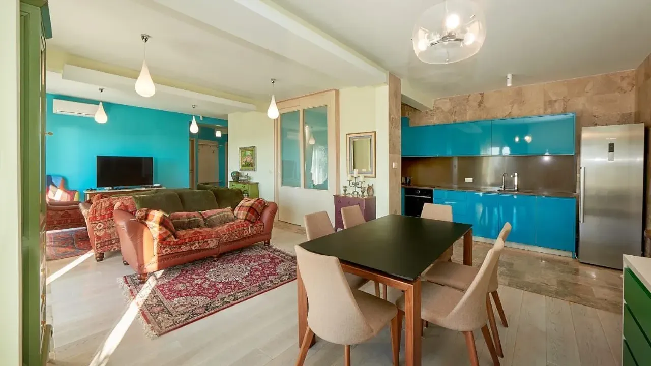 Rent, three bedroom apartment, 247m², Sveti Stefan, Budva