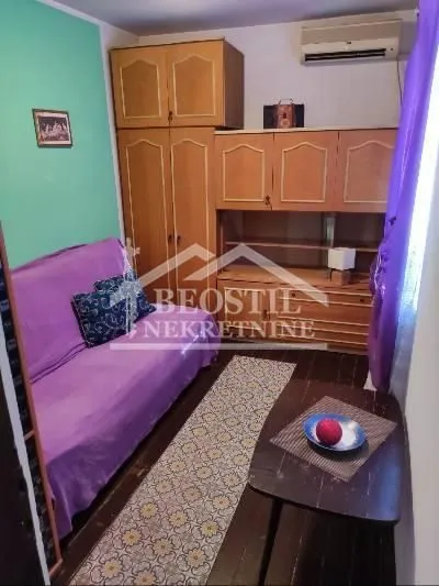Prodaja, dvosoban stan, 31m², Zemun Centar, Zemun Sve Podlokacije