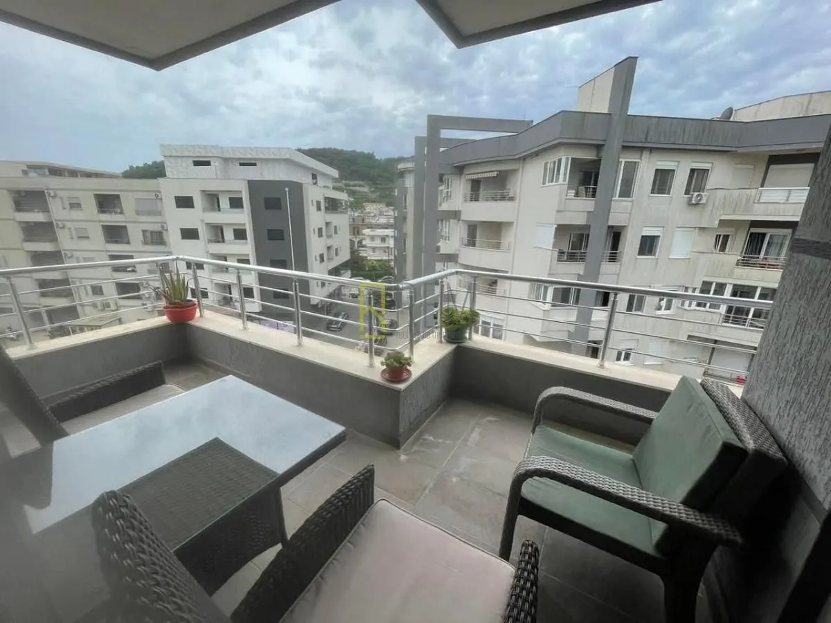 Prodaja, dvosoban stan, 70m², Ulcinj, Crna Gora