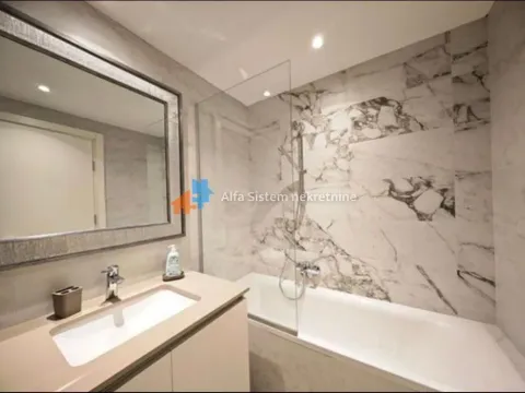 Izdavanje, trosoban stan, 83m², Savski Venac, Beograd - image 18