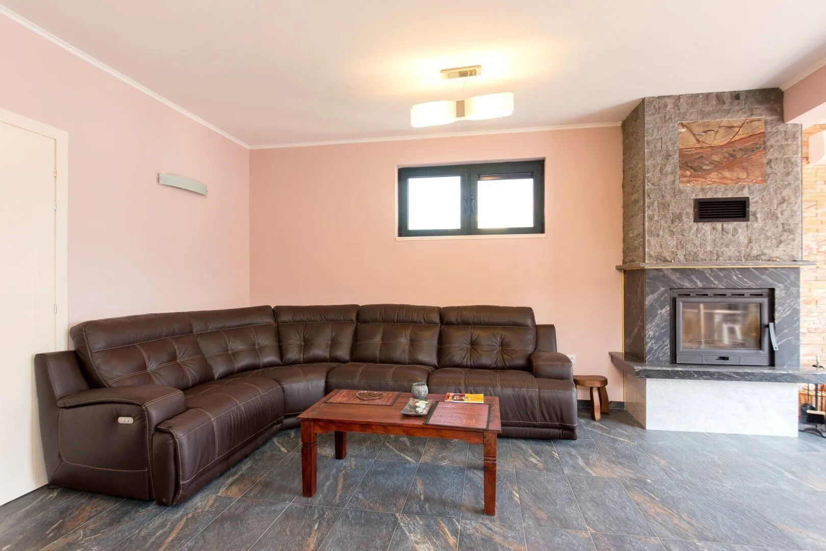 Sale, house, 190m², Kotor, Crna Gora