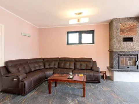 Sale, house, 190m², Kotor, Crna Gora - image 18
